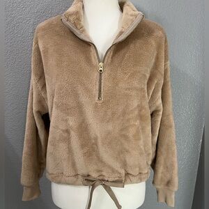 Old Navy tan plush 1/4 zip cropped sweatshirt